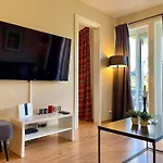 Cozy 2-bedroom Retreat In The Heart Of Nature Apartmán