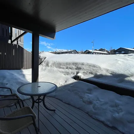 Cozy 2-bedroom Retreat In The Heart Of Nature Leilighet Beitostolen