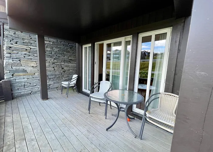 Cozy 2-bedroom Retreat In The Heart Of Nature Apartament Beitostolen